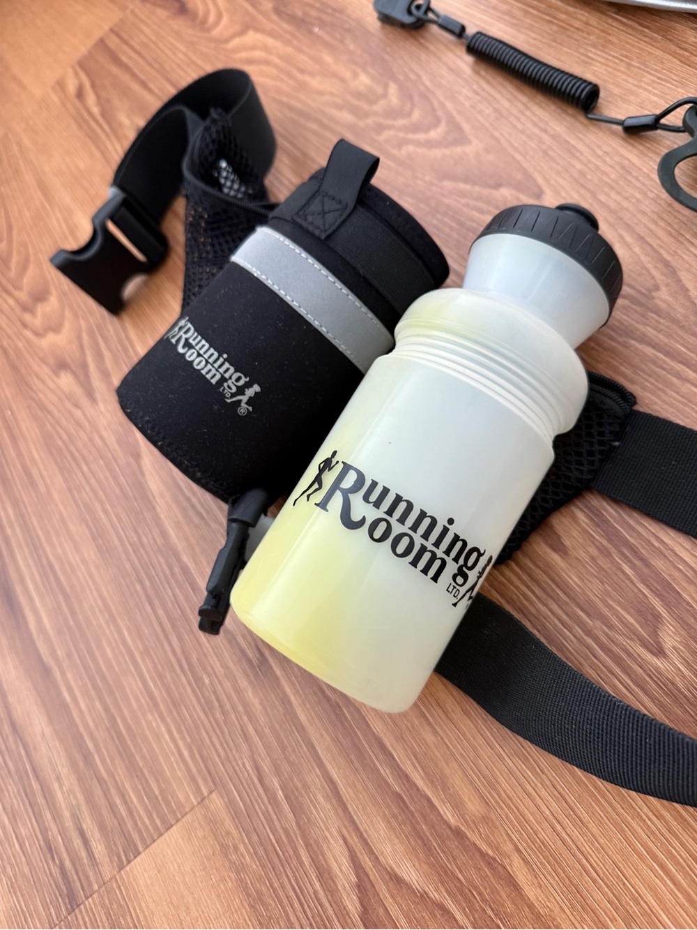 TRX Medium Resistance Band Set with Black Running Bottle Belt and Accessories - Picture 3 of 10